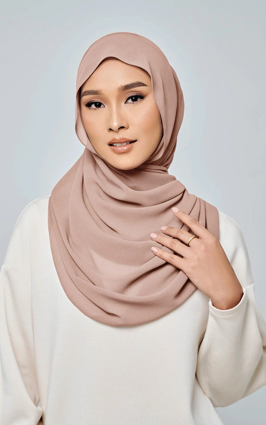 AL HUMAIRA DAFNE WITHOUT CHIN